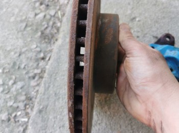 Pinzas y discos de subaru bugeye