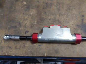 Bombin alcon: mar7200km230b doble piston de 16mm