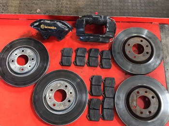 Frenada brembo 4 pistones
