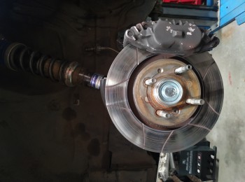 Frenada delantera bmw e30 cuatro pistones