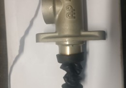 Se vende bomba de freno marca ap racing 22 mm