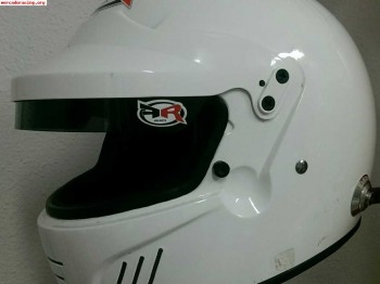Casco ligero fia con clips de hans solo 6 carreras uso.