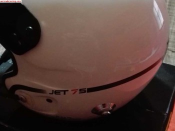 Vendo casco nuevo a estrenar.