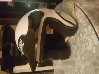 Alquiler de casco y hans.