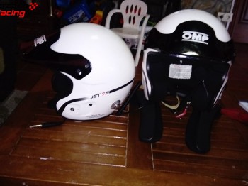 2cascos omp jet 7s y centralita snell 2010