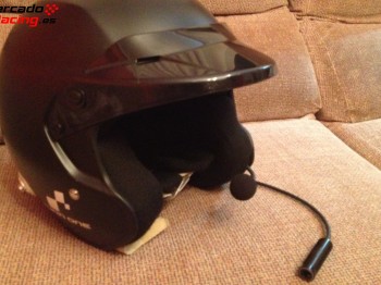 Turn one con interfonos stilo snell 2010