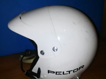 Se vende casco peltor 150€