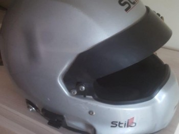 Casco stilo cerrado
