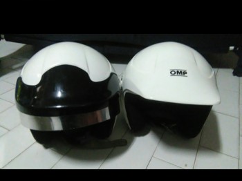 2 cascos omp clips hans