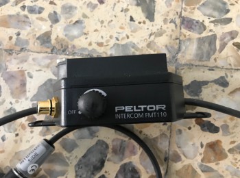 Centralita peltor fmt 110 (también incluye 2 adaptadores para stilo)
