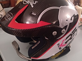 Vendo casco de carbono