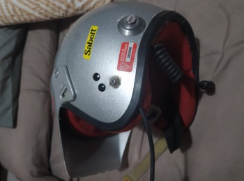 Casco sabelt , con auriculares stylo