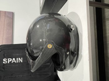 Casco stilo carbono