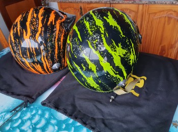 Se venden parejas de casco omp jet 7s vigentes.