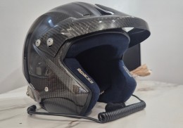 Casco sparco carbono