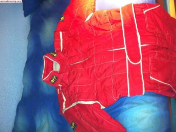 Vendo mono, botines y ropa interior