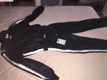 Vendo mono rrs sin estrenar con etiquetas