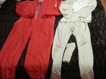 Vendo mono, ropa interior y botines