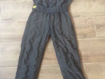 Mono omp talla 48 homologado 