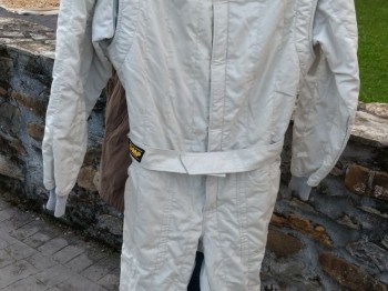 Buzo omp talla 60, impecable.