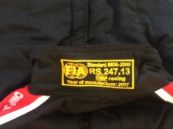 Se vende ropa completa y hans (todo nuevo,a estrenar)