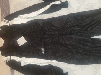 Momo competición gt2i