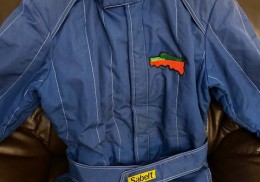 Mono sabelt y ropa interior sparco