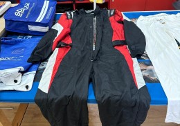 Se vende mono sparco y ropa interior ignífuga 