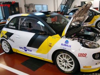 2 units opel adam r2 - 2016 cera champions