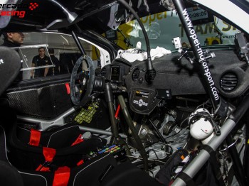 Opel adam r2 unidad oficial temporada 2015