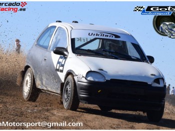 Se vende carroceria corsa b