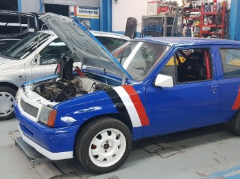 Opel corsa gsi 2.0 2000 e