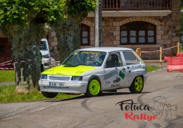 Opel corsa a slalom