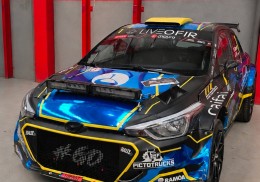Hyundai i20 n5 asfalto y tierra