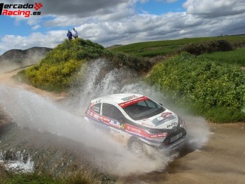 Se vende toyota aygo copa 2017