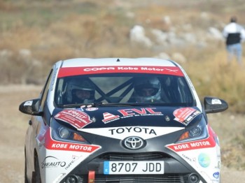 Se vende toyota aygo copa kobe tierra