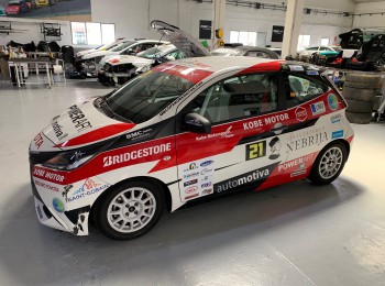 Se vende toyota aygo copa kobe circuitos