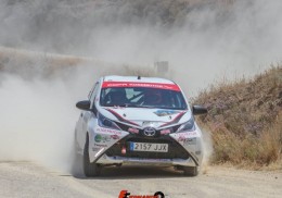 Toyota aygo copa tierra 