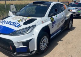 Toyota yaris gr rally2 