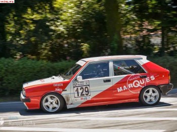 Lancia delta hf turbo 