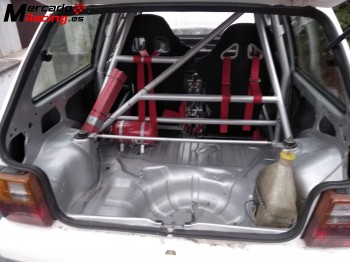 Se vende fiat uno turbo de rally.