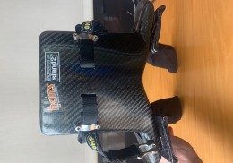 Hans hi-tech carbono