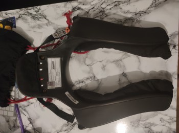 Se vende hans stand 21 talla m a estrenae