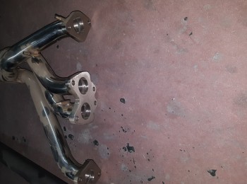 Colector escape 205 gti 1.9