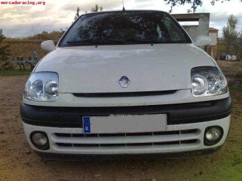 Se vende pareja de faros clio sport