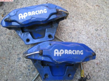 Se venden pinzas de freno ap racing de 4 pistones