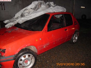 Carroceria de 205 gti por 300€
