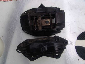 Pinzas brembo 4 pistones 