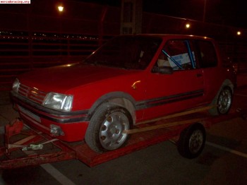 Carroceria 205 gti 300€