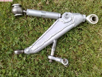 Brazos regulables con rotulas uniball para clio grupo a